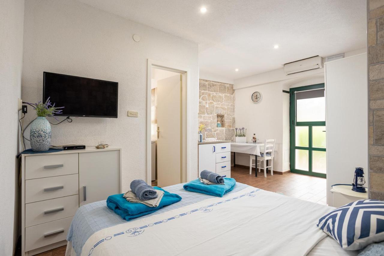 Aparrtment Terra- Combine Beach&Old Town Lejlighed Split Eksteriør billede